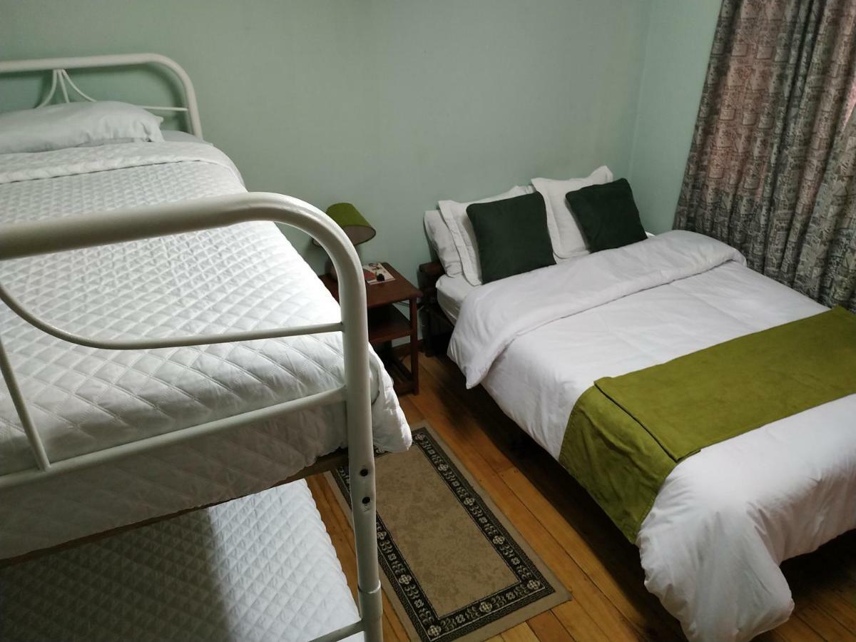 Aleida'S Hostal Puembo Ngoại thất bức ảnh