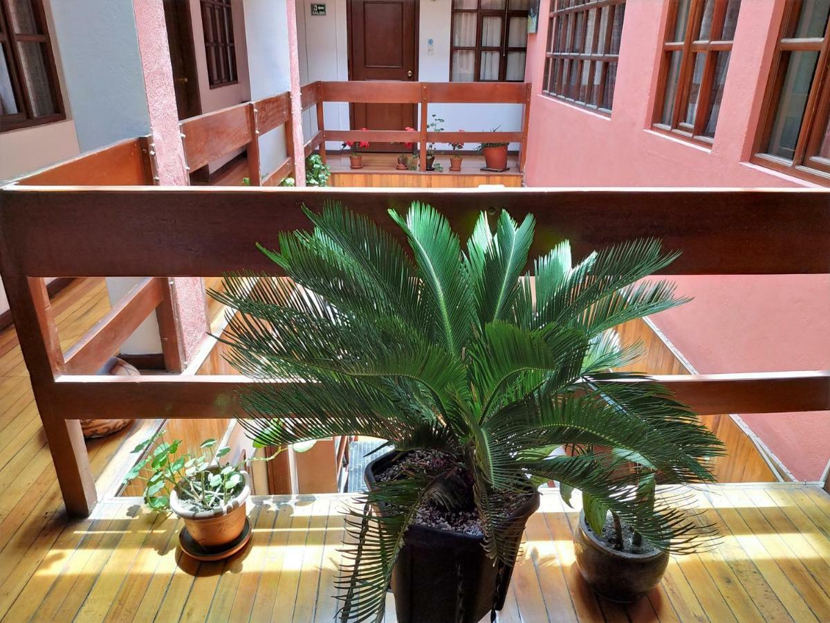 Aleida'S Hostal Puembo Ngoại thất bức ảnh