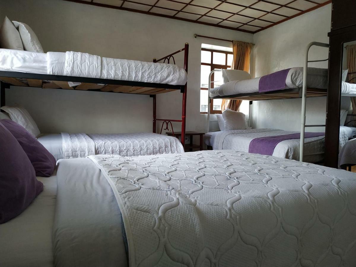 Aleida'S Hostal Puembo Ngoại thất bức ảnh