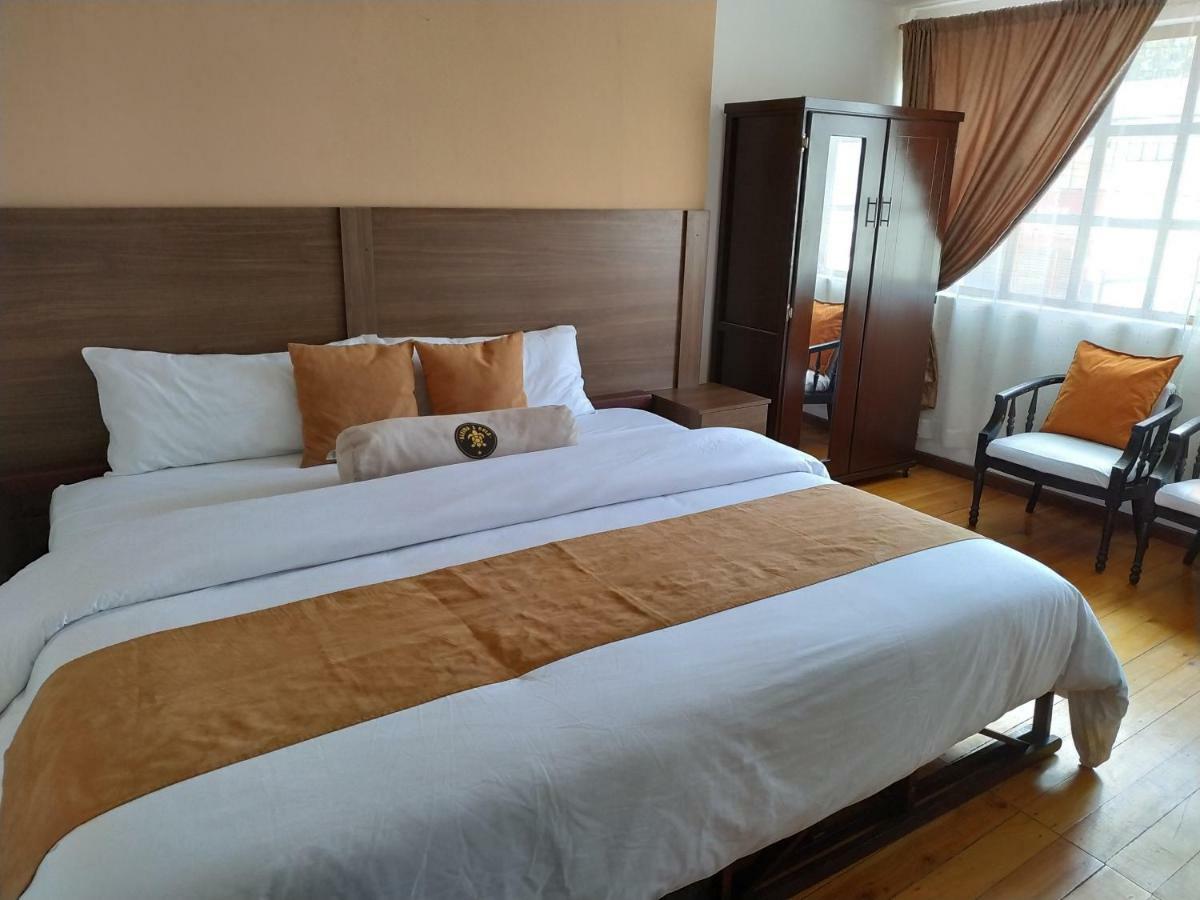 Aleida'S Hostal Puembo Ngoại thất bức ảnh