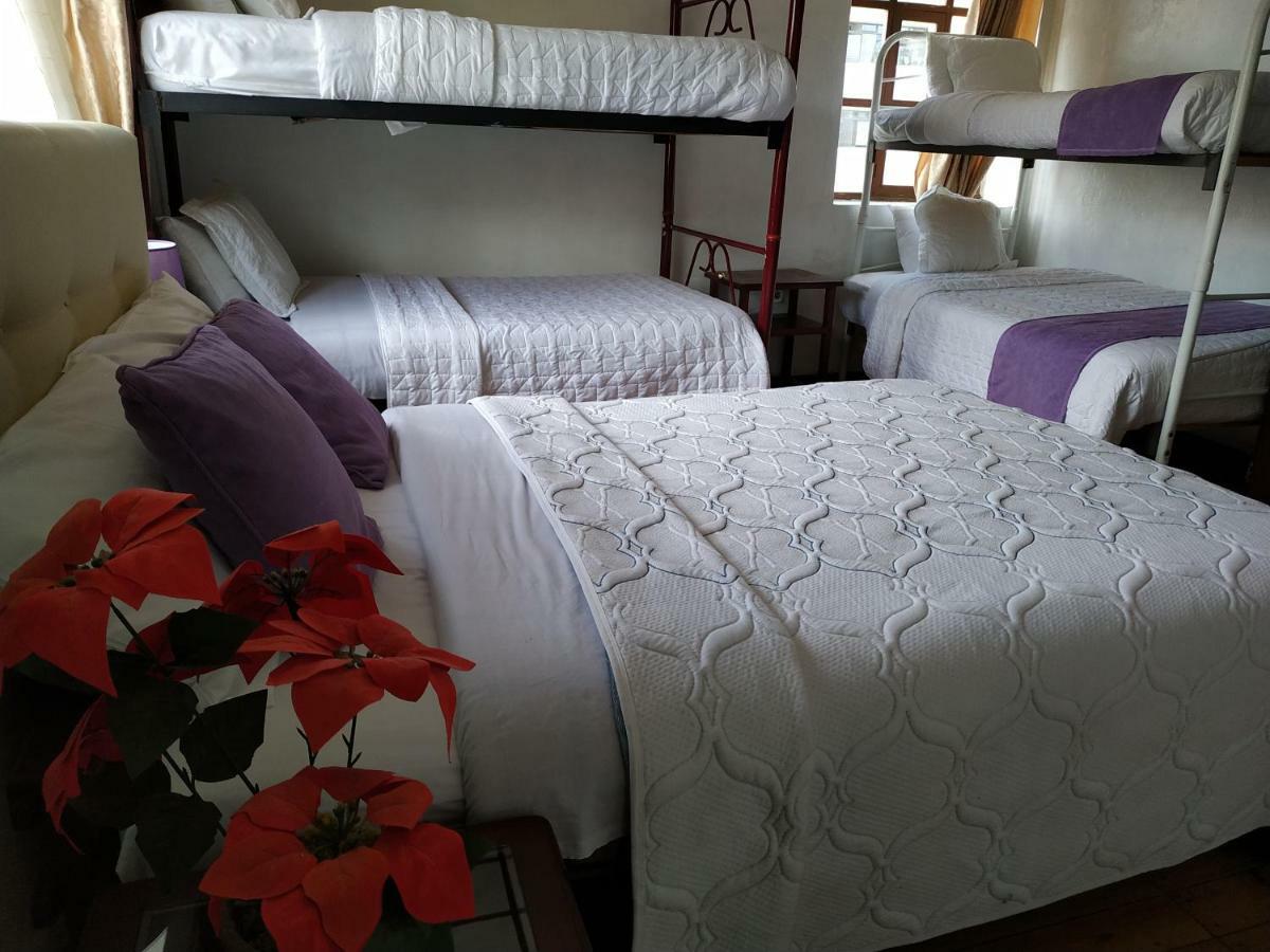 Aleida'S Hostal Puembo Ngoại thất bức ảnh