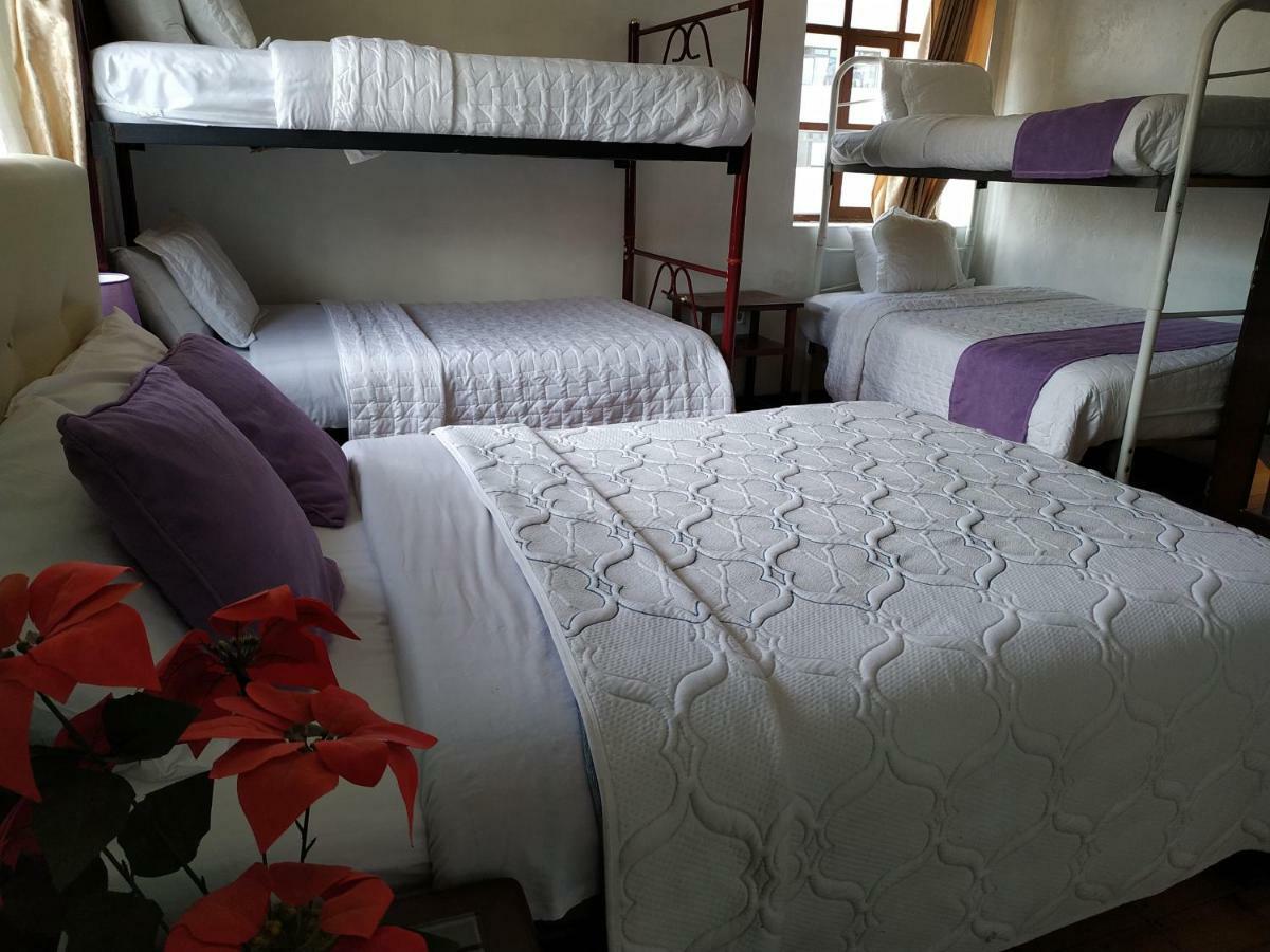 Aleida'S Hostal Puembo Ngoại thất bức ảnh