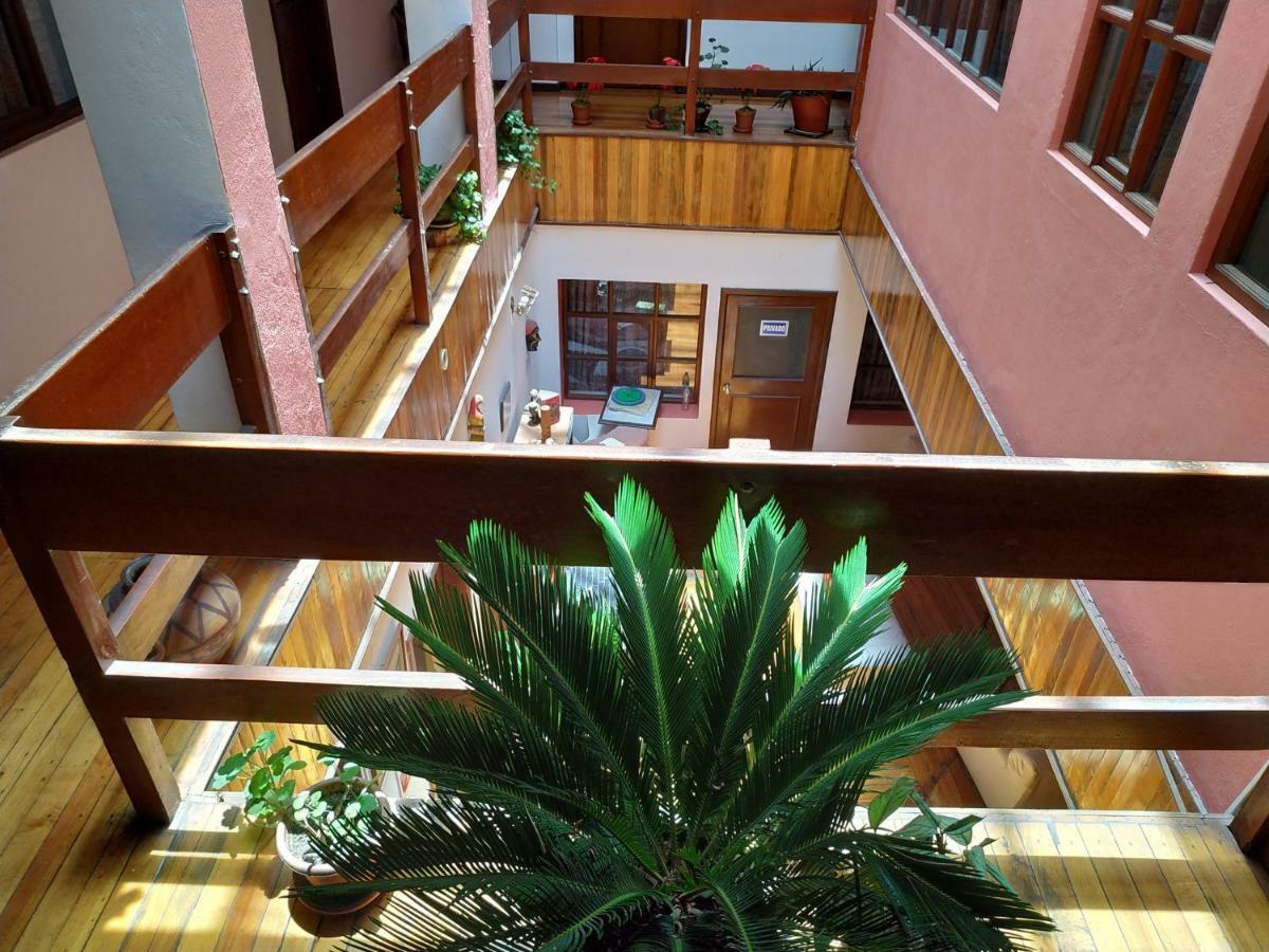 Aleida'S Hostal Puembo Ngoại thất bức ảnh